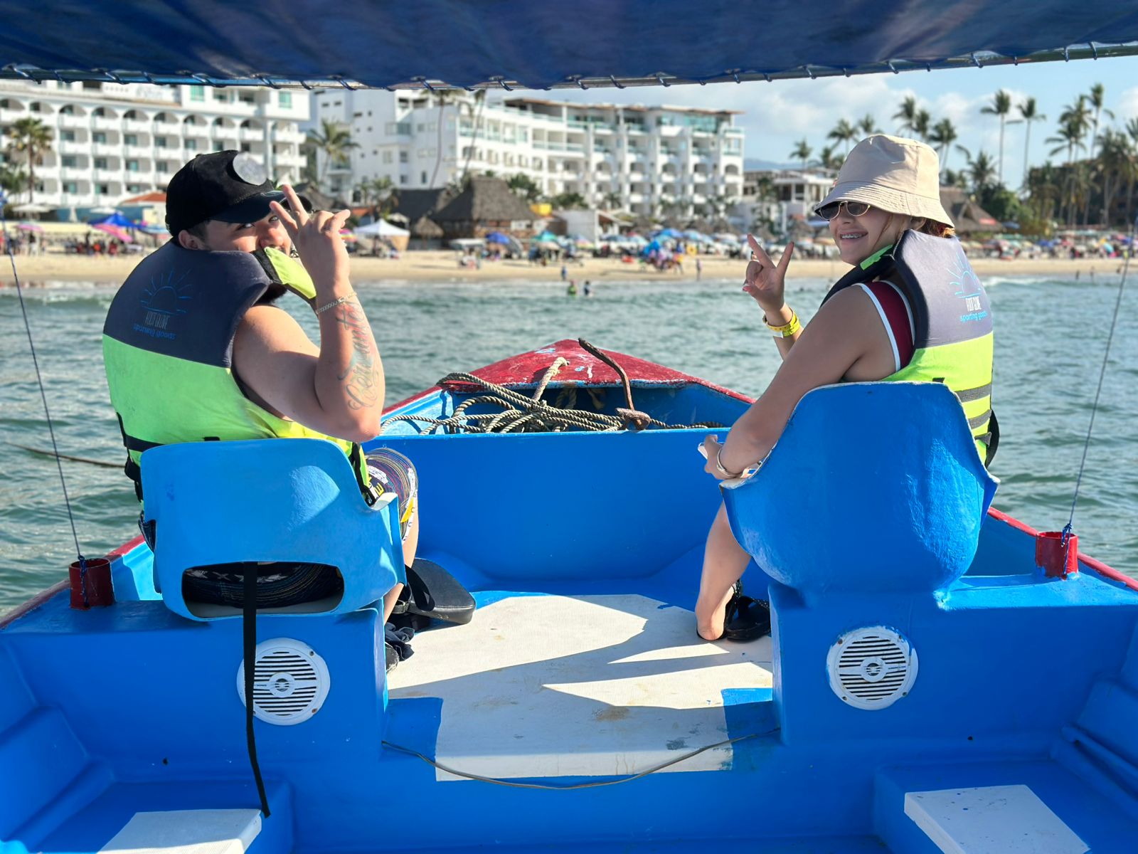 Paseo por la bahía de Guayabitos